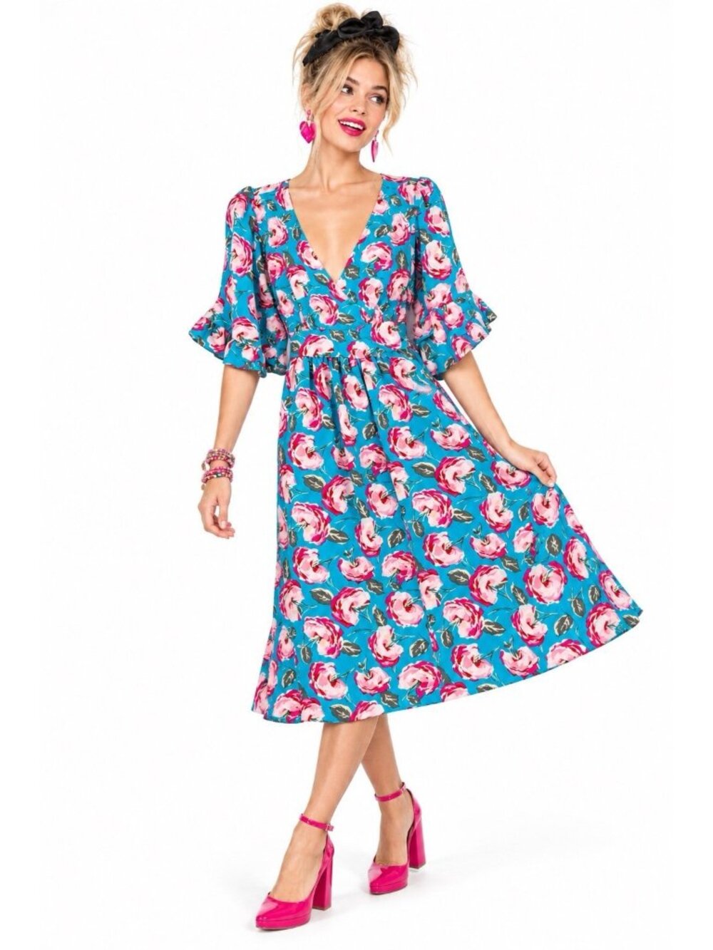 BETSEY JOHNSON dress floral 10 midi v neck romantic date night brunch ruffle